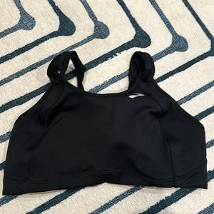 Brooks Adjustable Strap Running Bra. Black 40D